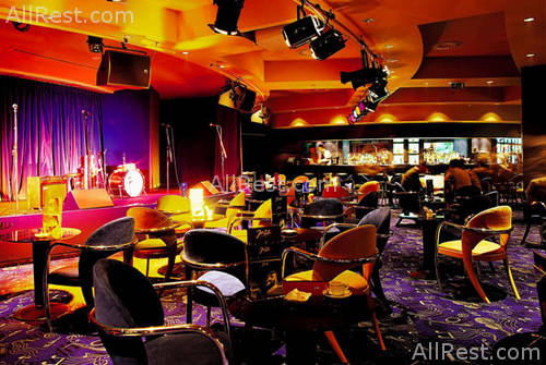 Hotel Le Meridien Etoile 11